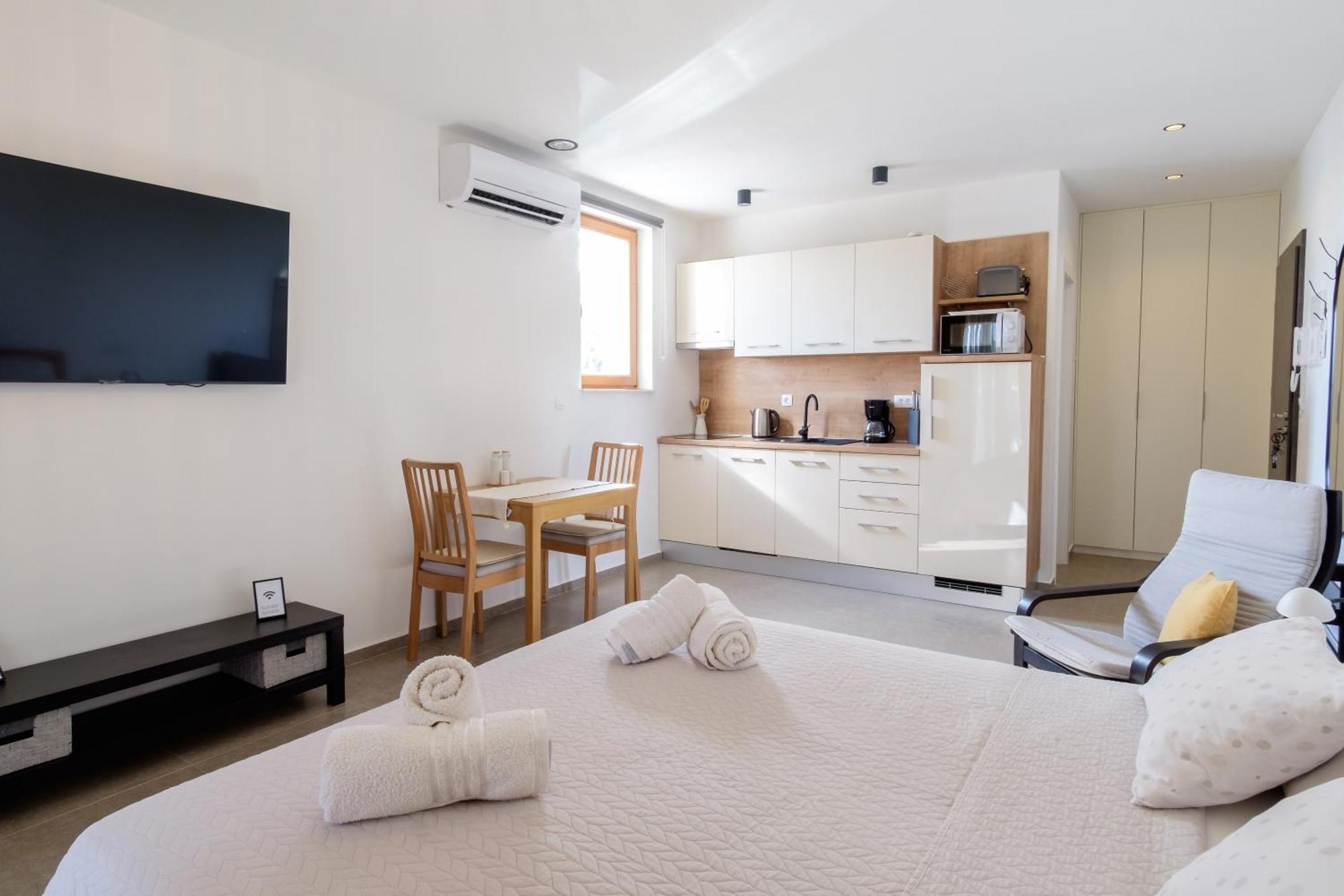 Apartments Grape 피로바츠 외부 사진